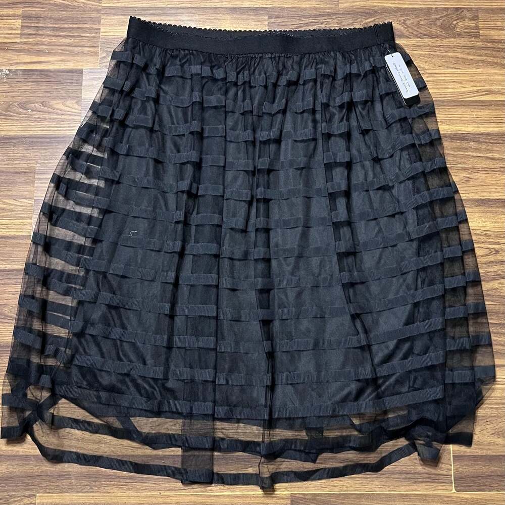 NWT METROWEAR BLACK OVERLAY SKIRT 3X